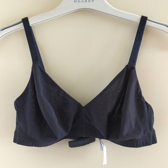Hanro Bra Black - Picture 3 of 15